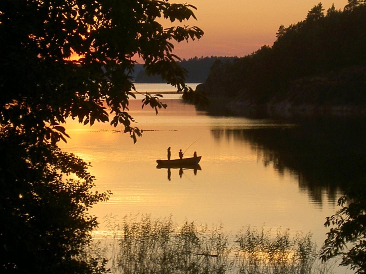 Vila Gaerdsholmens Skaergardshemman "Eken" Edsbruk Exteriér fotografie