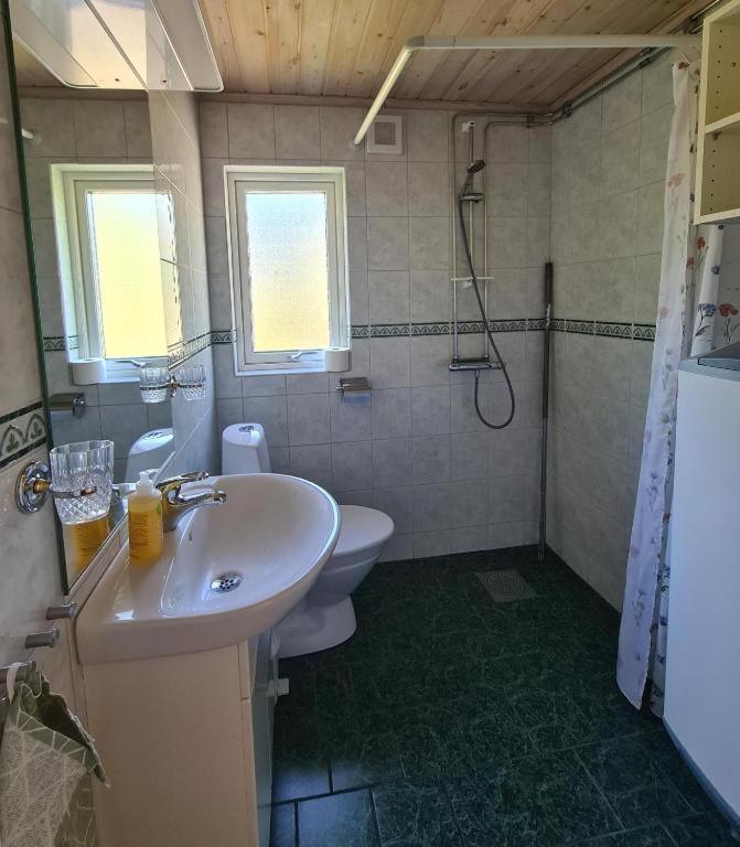 Vila Gaerdsholmens Skaergardshemman "Eken" Edsbruk Exteriér fotografie